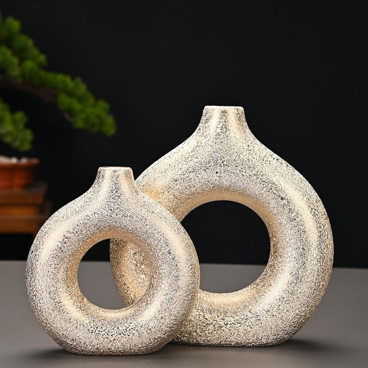 Keramische vaas in minimalistisch design